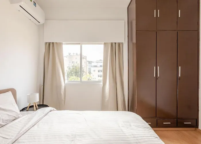 Cosy 2-bedroom Apartment, 10 Minutes From The Λάρνακα